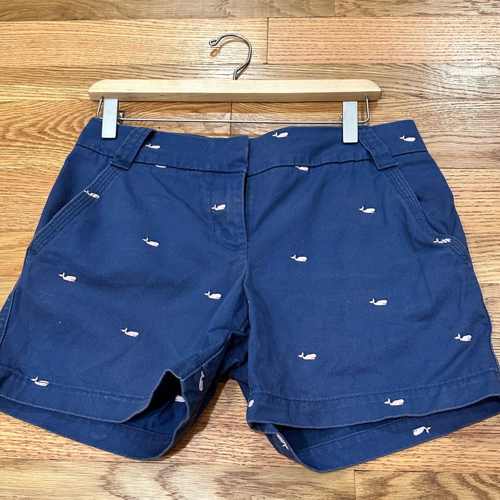 J.Crew women’s navy chino shorts with pink whales. Size 2